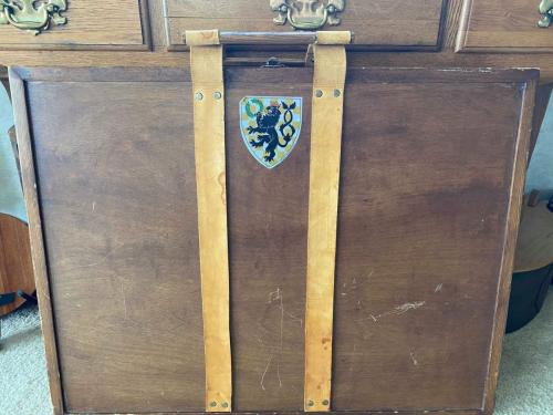 Charter Box