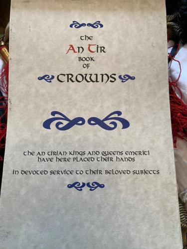 CrownBox1